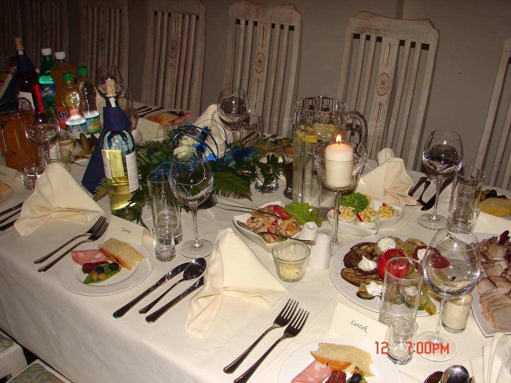 Via Appia Hotel Raszyn Esterno foto