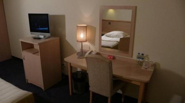 Via Appia Hotel Raszyn Esterno foto